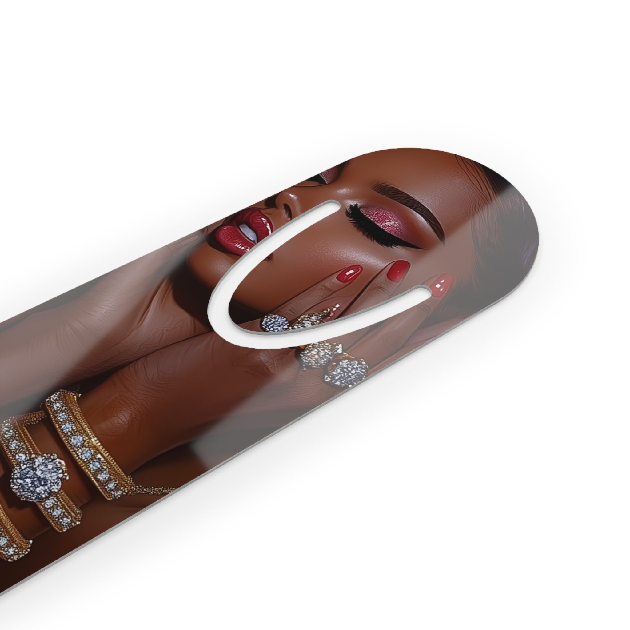 Beauty Elegant Metal Bookmark with Chic Design - Perfect Gift for Book Lovers