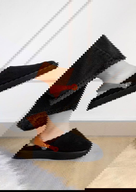 EM Fashion Wedge Show - ShopEbonyMonique