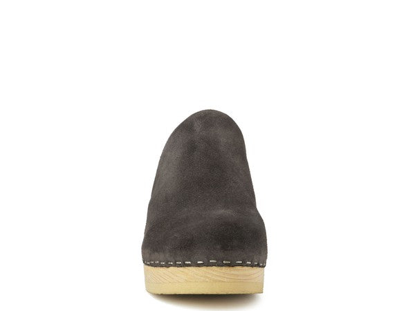 EM TAUPE SUEDE CLOGS - ShopEbonyMonique