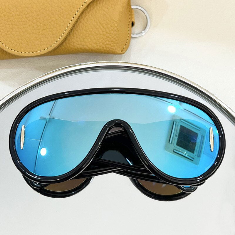 Global Star Sunglasses - ShopEbonyMonique