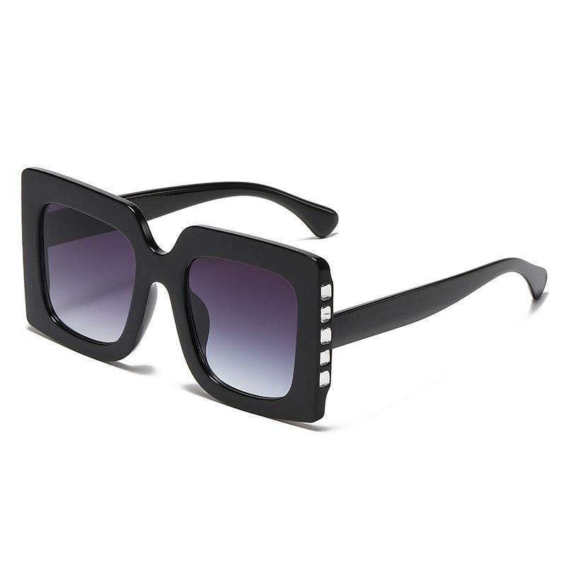 Metro Square Sunglasses - ShopEbonyMonique