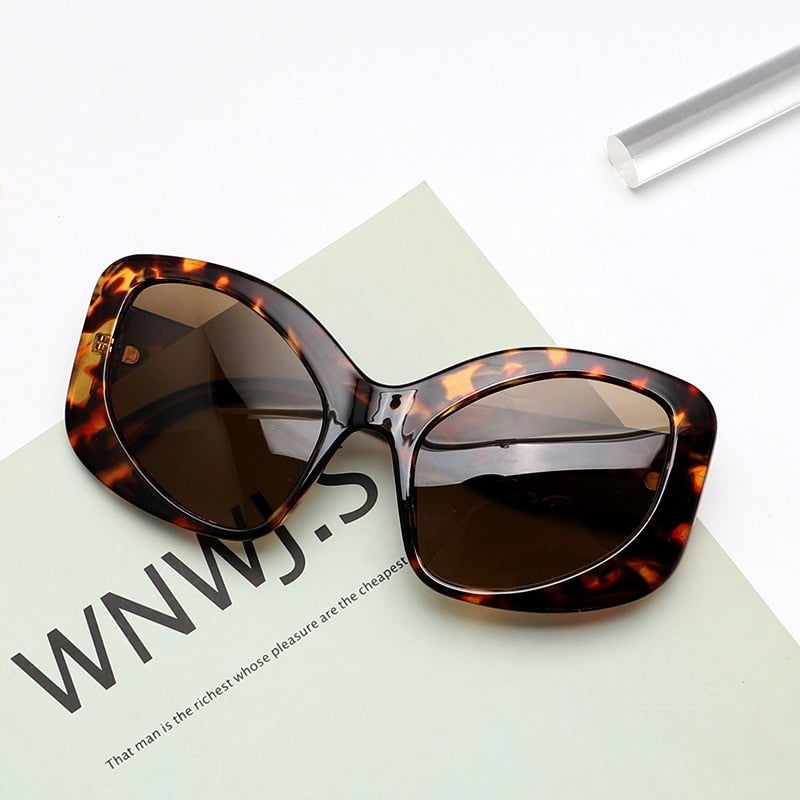 Retro Irregular SunGlasses - ShopEbonyMonique