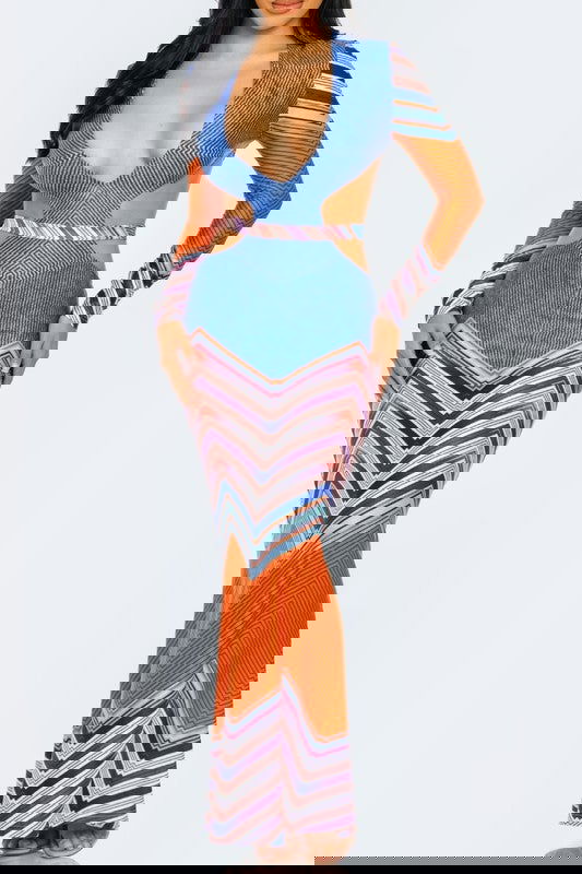 Geometric Print Plunge Neckline Maxi Dress - ShopEbonyMonique