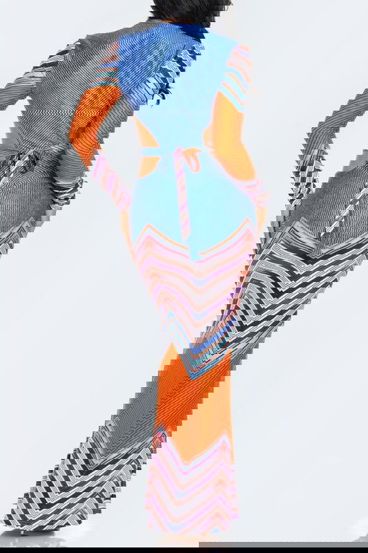 Geometric Print Plunge Neckline Maxi Dress - ShopEbonyMonique