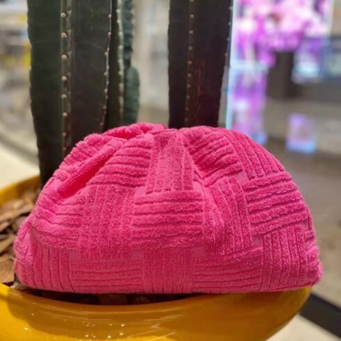 Bucket Towel Bag - ShopEbonyMonique