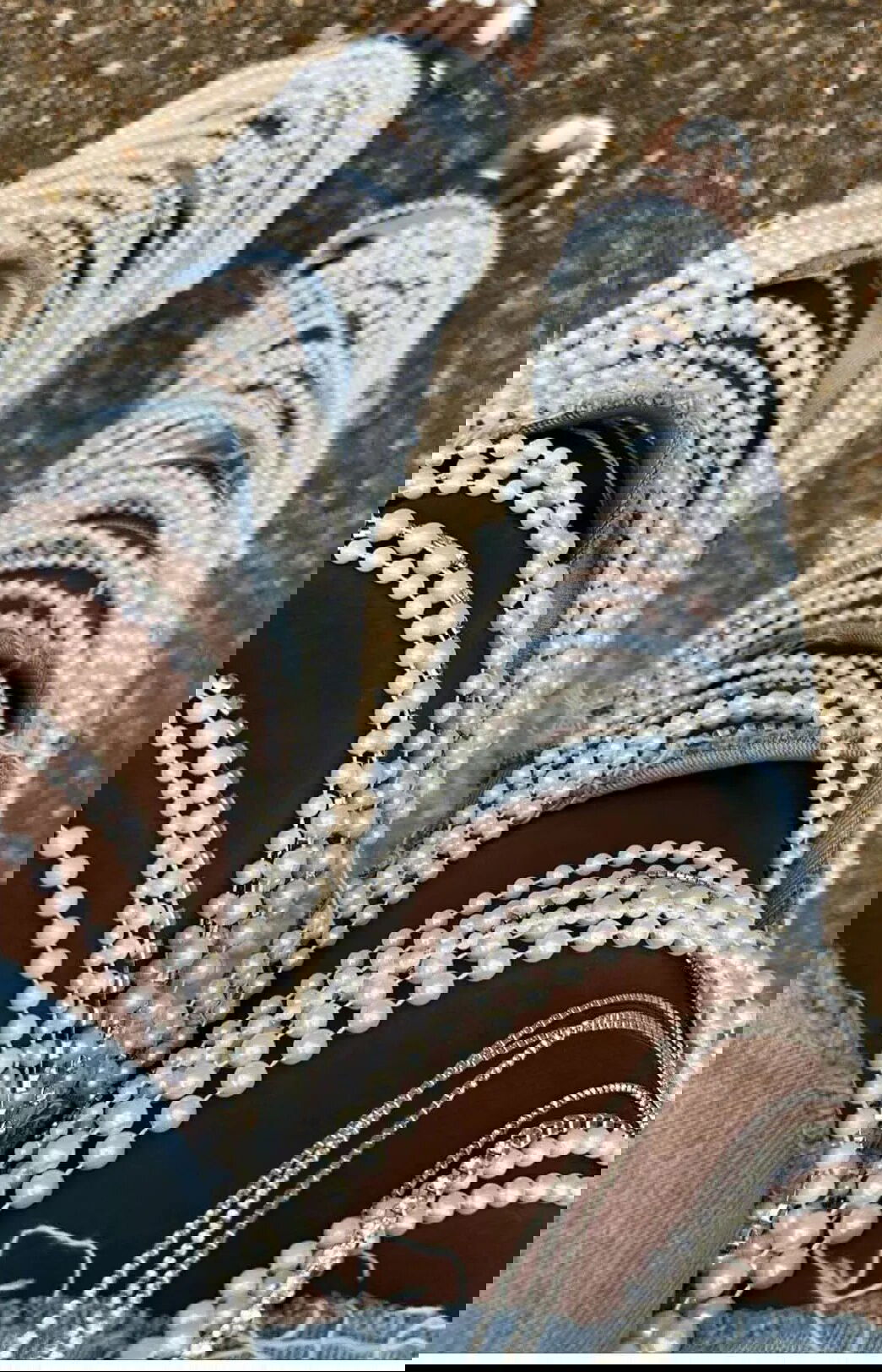 EM Straight Jeans With Holes Pearls Diamond - ShopEbonyMonique