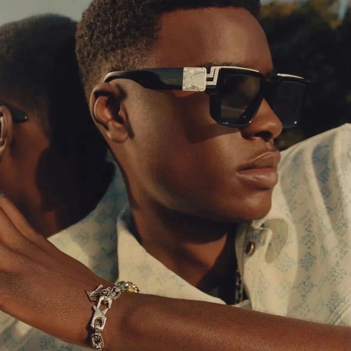 Fashion Classic  Square Sunglasses - ShopEbonyMonique