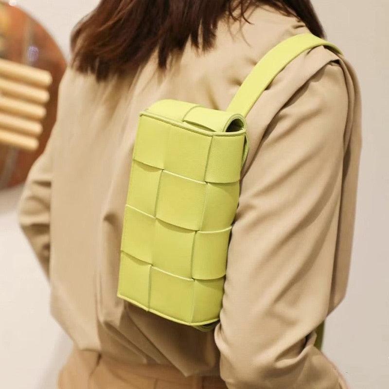 Fashion  Chain Crossbody Handbag - ShopEbonyMonique