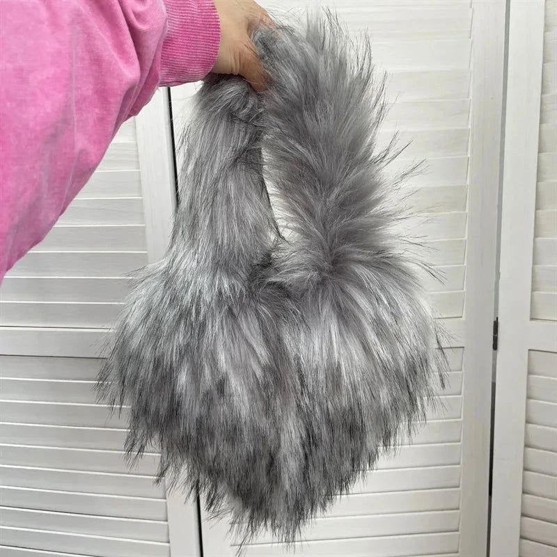 Fluffy Plush Winter Heart Handbags - ShopEbonyMonique