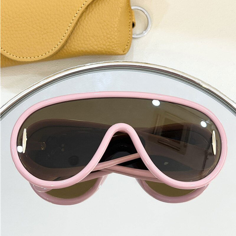 Global Star  Sunglasses - ShopEbonyMonique