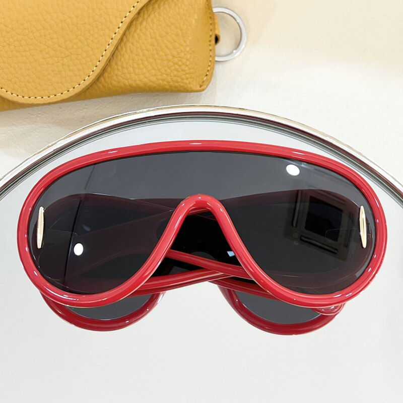 Global Star  Sunglasses - ShopEbonyMonique