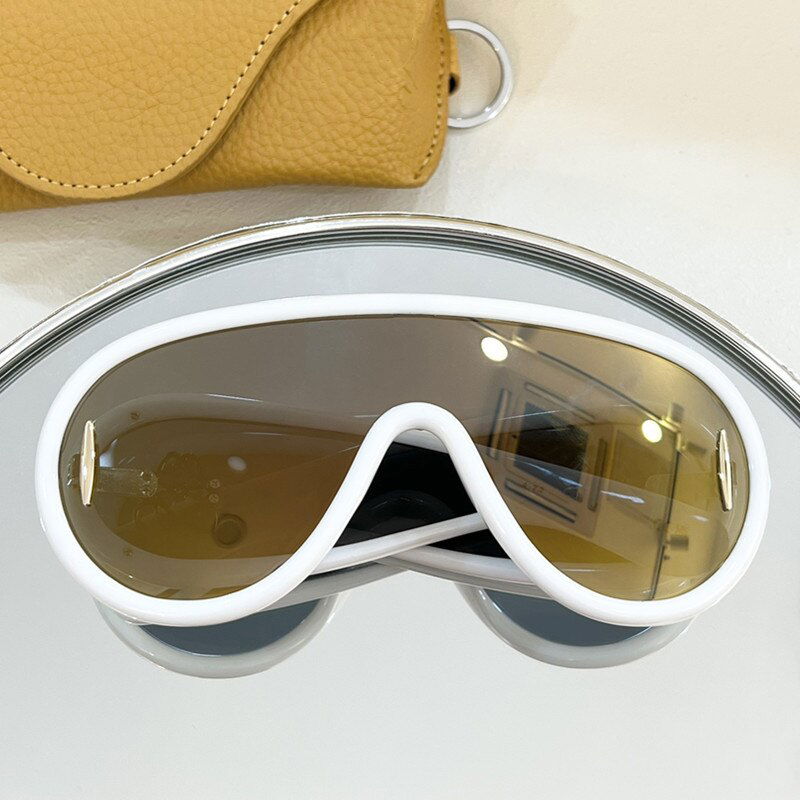 Global Star  Sunglasses - ShopEbonyMonique