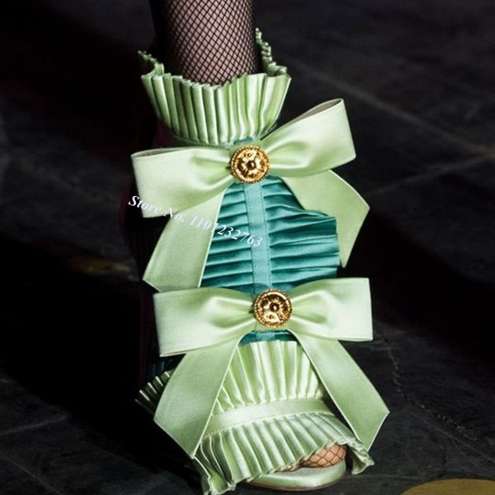 Runway Butterfly Knot - ShopEbonyMonique