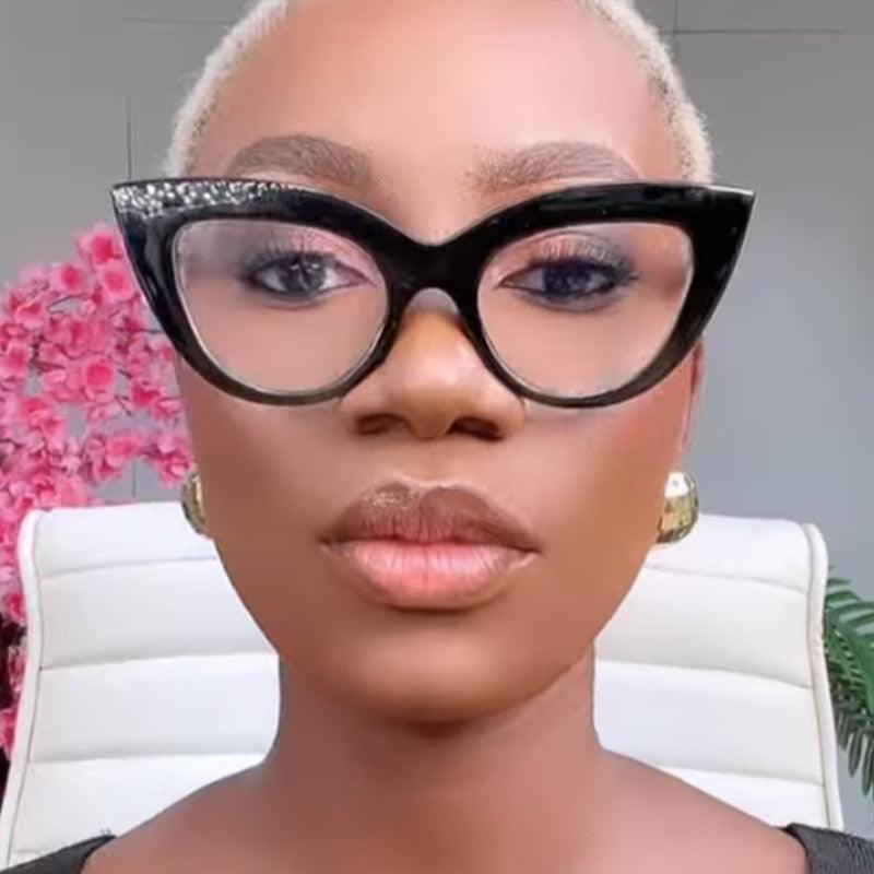 Trendy Cat Eye Glasses - ShopEbonyMonique